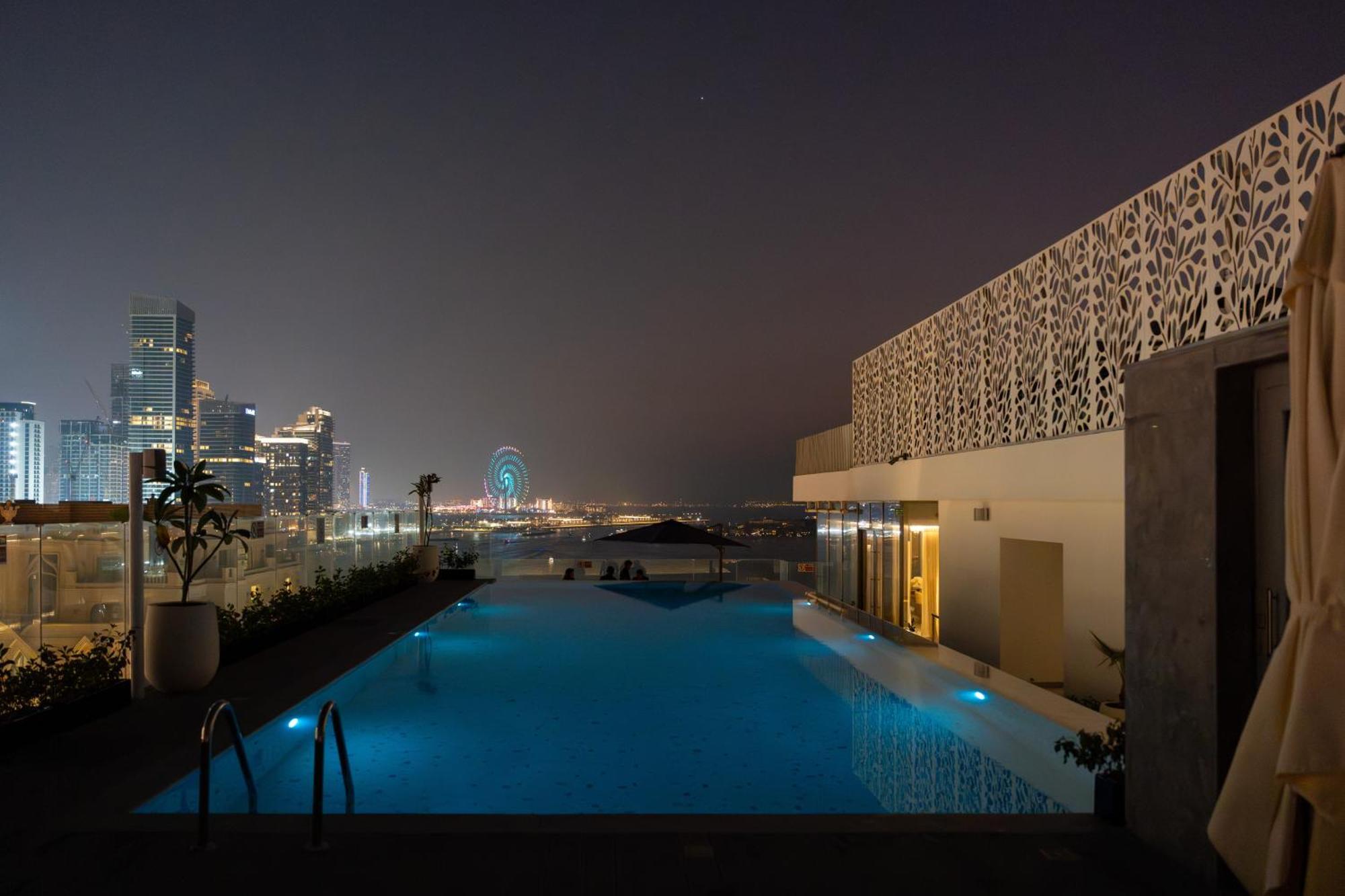 Tumbi West Palm Beach Hotel Dubai,Tapestry Collection Hilton Exteriör bild