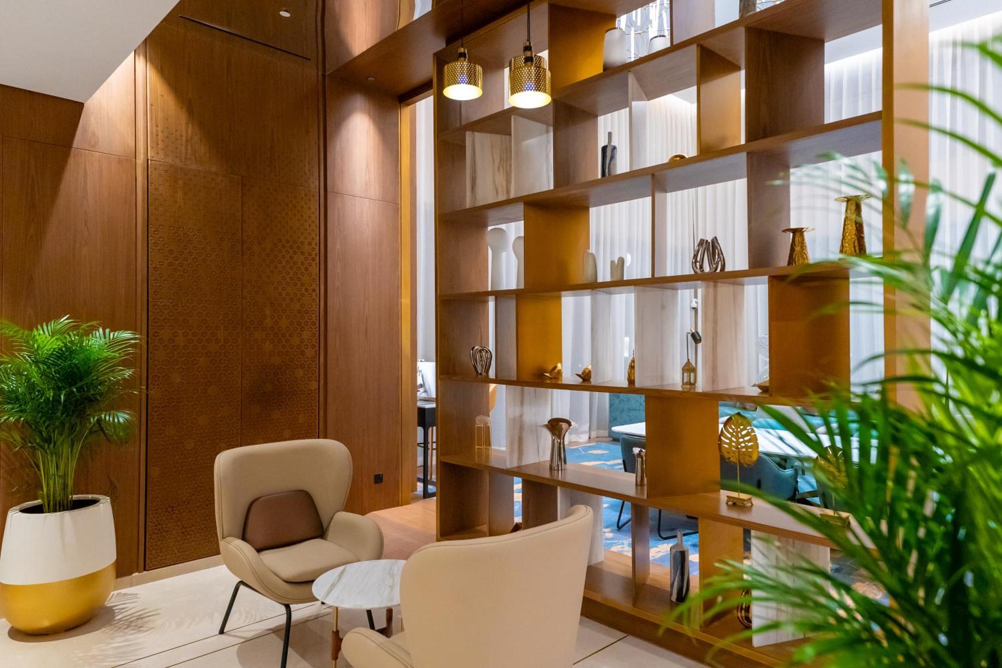 Tumbi West Palm Beach Hotel Dubai,Tapestry Collection Hilton Exteriör bild