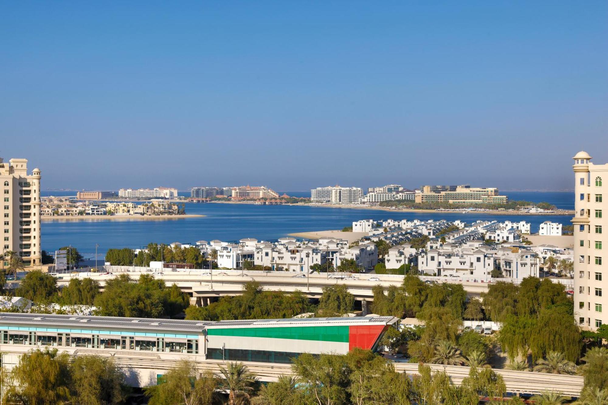 Tumbi West Palm Beach Hotel Dubai,Tapestry Collection Hilton Exteriör bild
