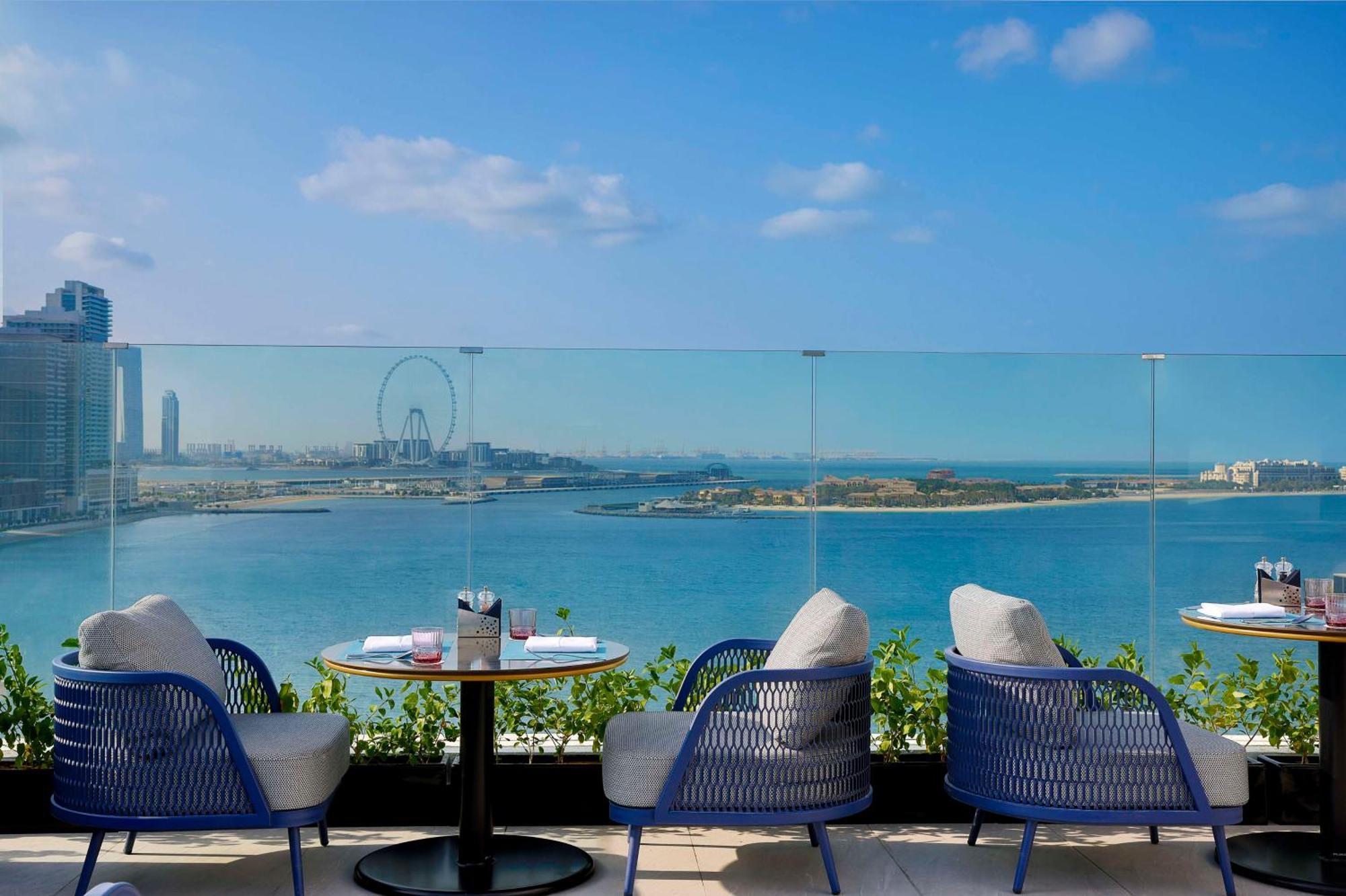 Tumbi West Palm Beach Hotel Dubai,Tapestry Collection Hilton Exteriör bild