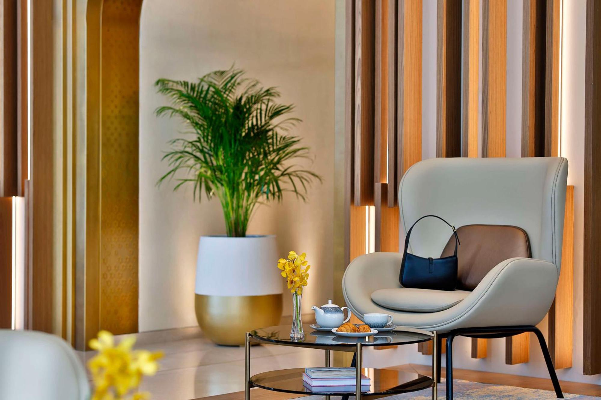 Tumbi West Palm Beach Hotel Dubai,Tapestry Collection Hilton Exteriör bild